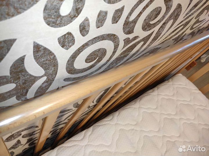 Кроватка детская