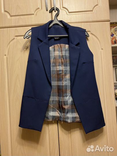 Жилет школьный