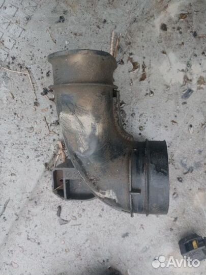 Воздуховод Ford Fusion 2002