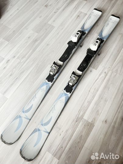 Горные лыжи с креплением 144см nordica