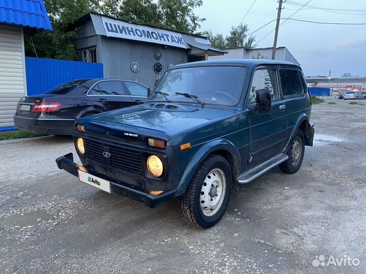 LADA 4x4 (Нива) 1.7 МТ, 2001, 130 000 км