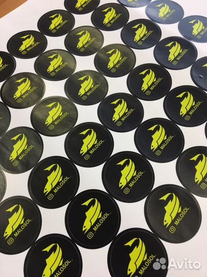 Наклейки круглые с логотипом