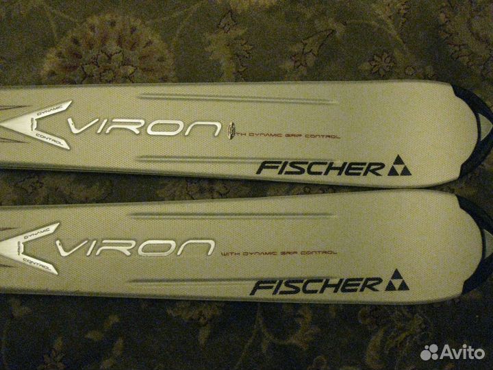 Горные лыжи fischer 160 с креплениями как новые