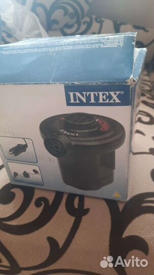 Надувной матрас с насосом