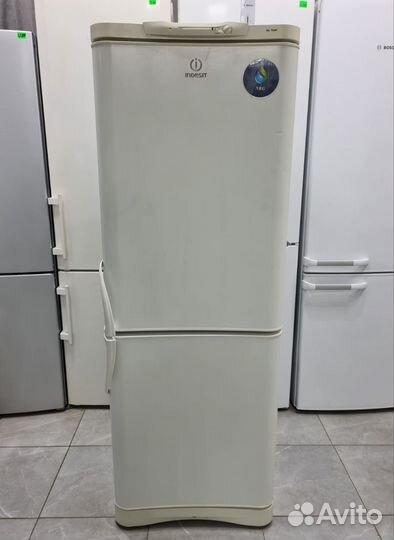 Холодильник indesit C132NFG.016