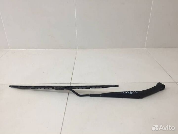 Поводок стеклоочистителя передний левый Kia Rio 3
