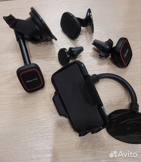 Держатели для телефона в машину