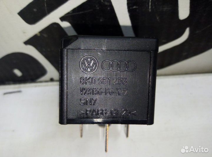 Реле Volkswagen Passat 3C5 BVY 21.09.2007