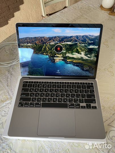 Apple MacBook air 13 2020 M1