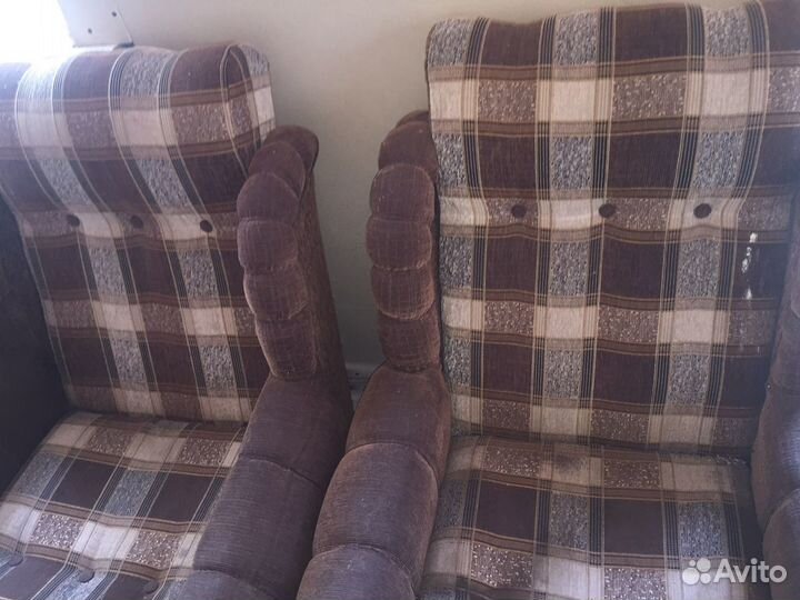 Кресла коричневые бу