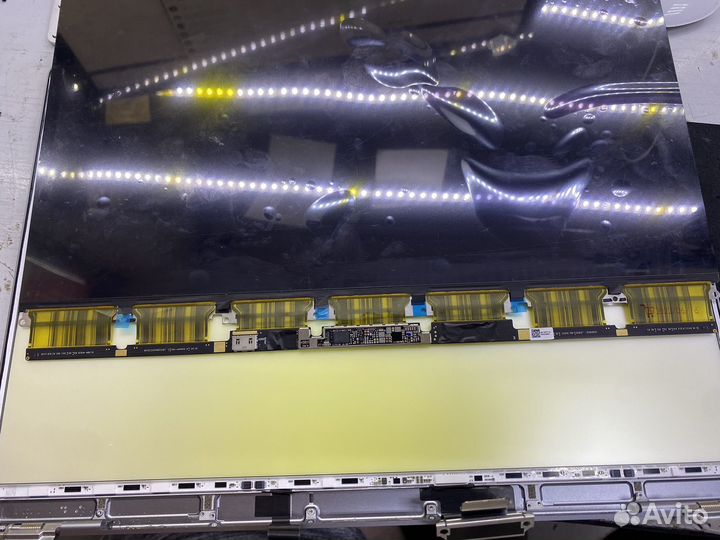 Замена матрицы MacBook pro 14 A2442