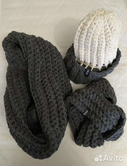 Комплект шапка и снуд женский