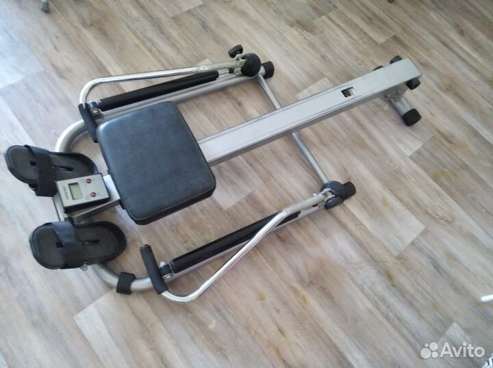 Гребной тренажер