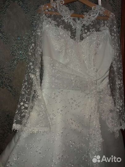 Свадебное платье