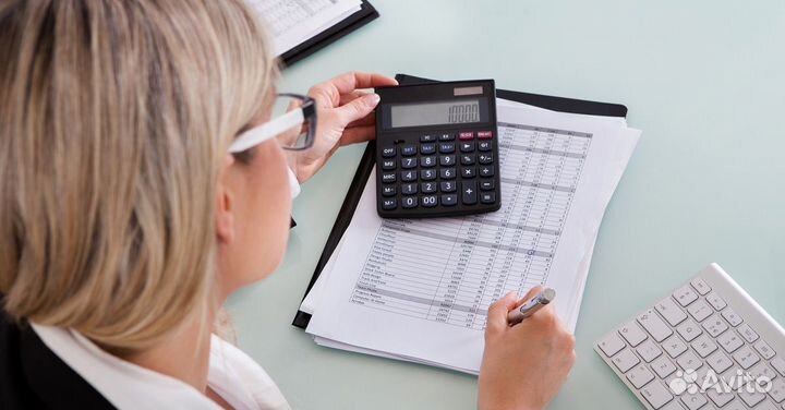 Кассир в автосалон