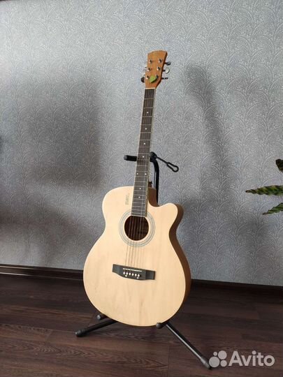 Акустическая гитара Jordani E4020