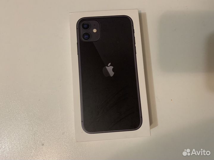 Коробка из под iPhone 11