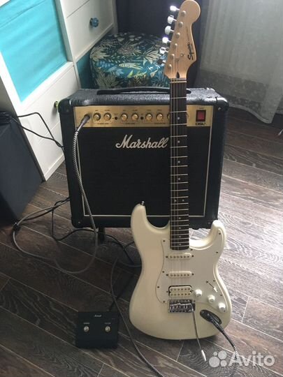 Squier bullet stratocaster Fender