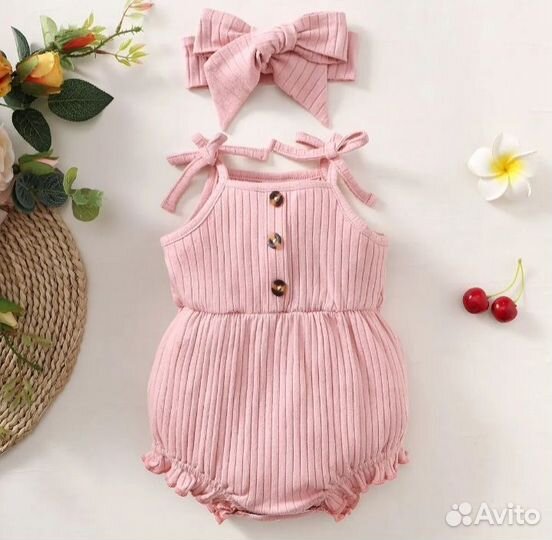 Комбинезон для малышки