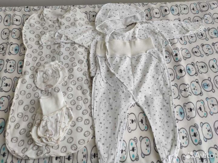 Комбинезон/вещи для новорожденных/на выписку