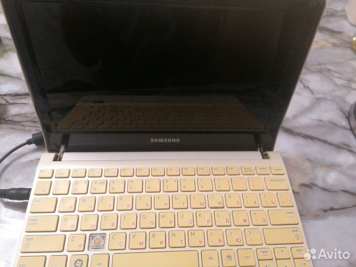 Нетбук samsung nc110