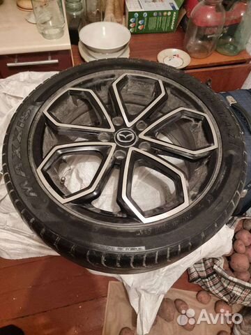Maxxis Victra MA-Z1 215/50 R17