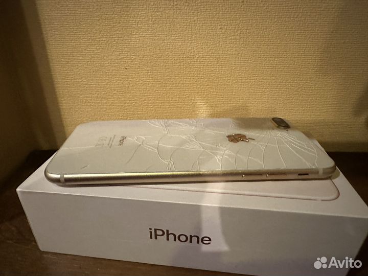 iPhone 8 Plus, 64 ГБ