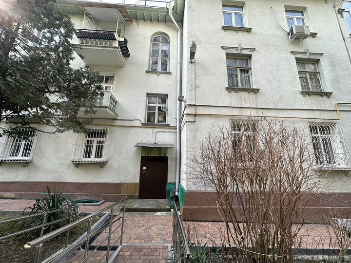 2-к. квартира, 51,8 м², 1/3 эт.