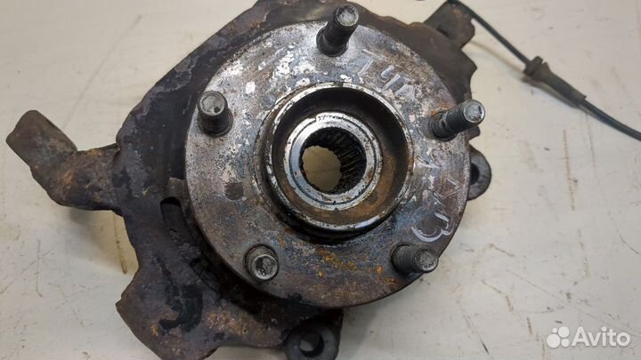 Ступица (кулак, цапфа) правая передняя Nissan Murano