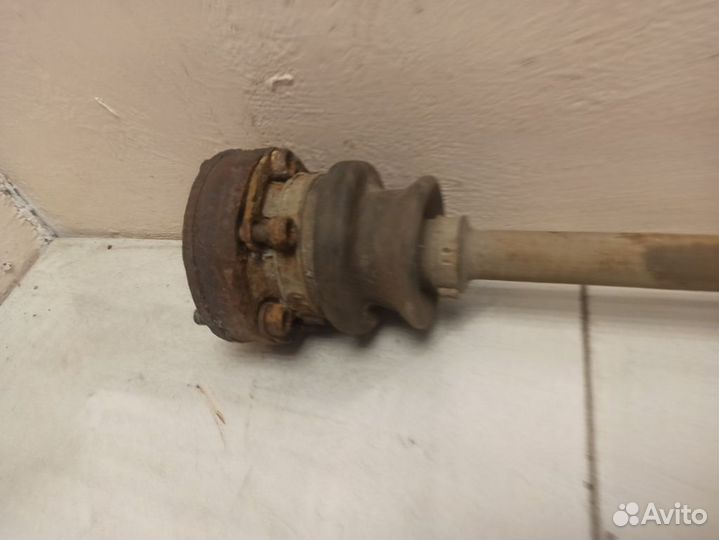 Привод задний Мерседес W124 E