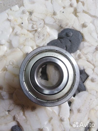 Продам подшипники