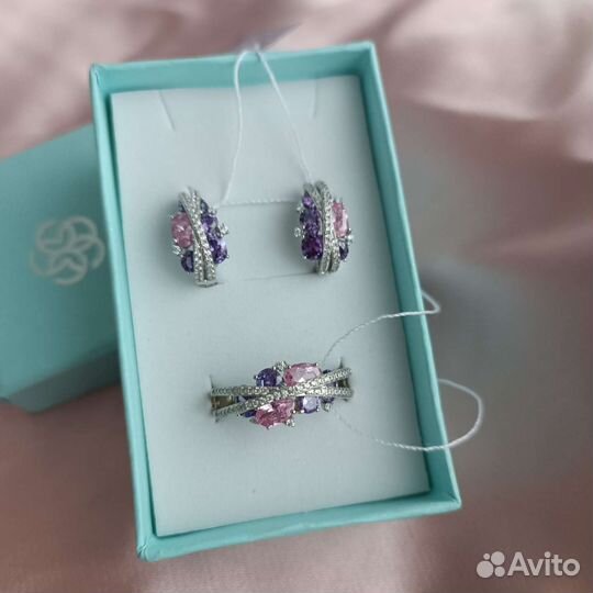 Комплект с аметистом и цирконом. Серебро 925