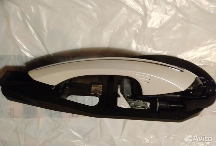 Ручка двери передняя правая для Lincoln MKZ 13-16г