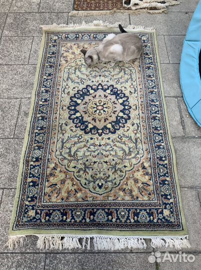 Старинные ковры