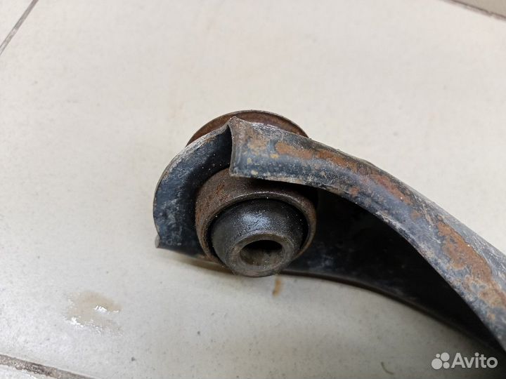 Рычаг передний правый Sandero 2009-2014