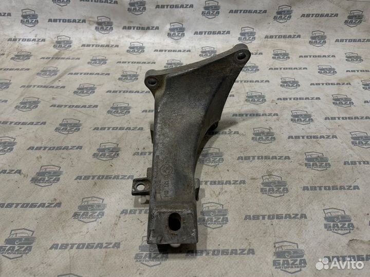 Кронштейн двигателя Bmw 3-Series E36 M40B16 1994