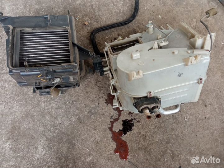 Корпус отопителя Mitsubishi Galant 8