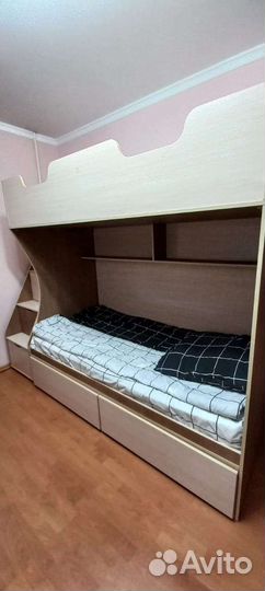 Двухъярусная кровать бу с матрасами