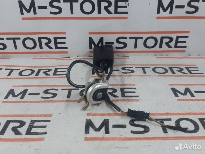 Замок ремня безопасности задний левый