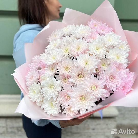 Букеты из нежной хризантемы