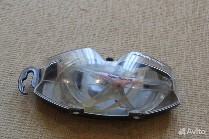 Очки для плаванья