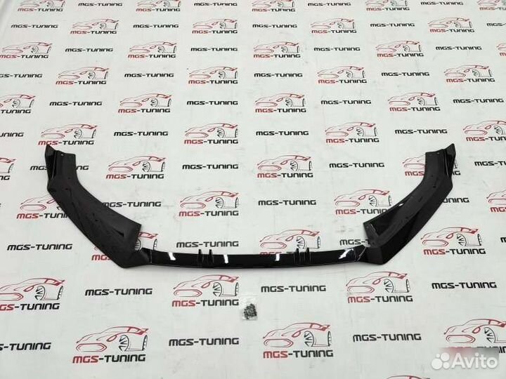 Губа Audi A4 B9 S-line 15-20 стиль RS черная