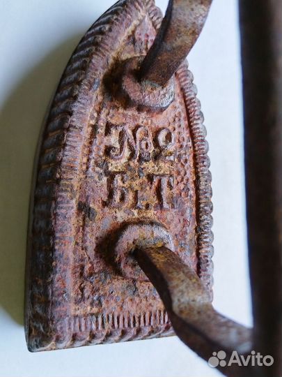 Утюг чугунный старинный