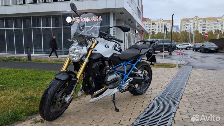 BMW R1200R LC