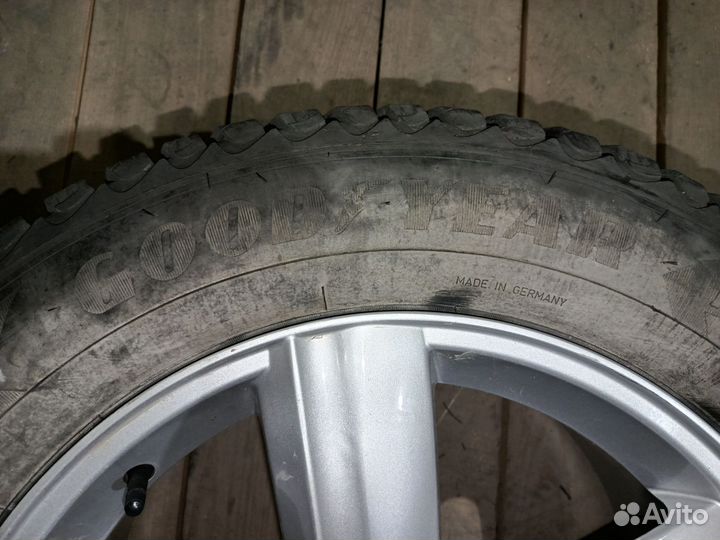 Зимние колеса Goodyear 235/65R18