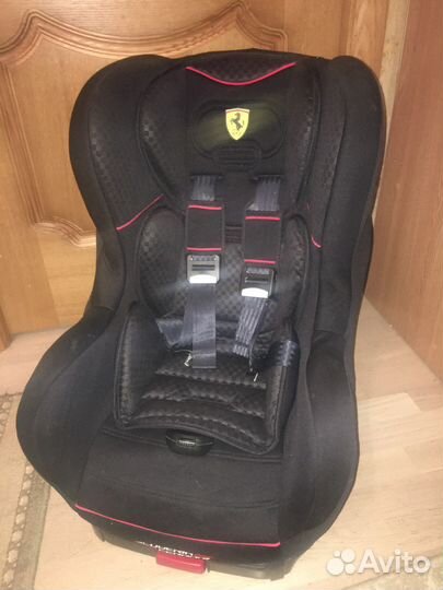 Автокресло Ferrari