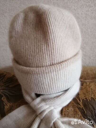 Женский комплект шапка и шарфик