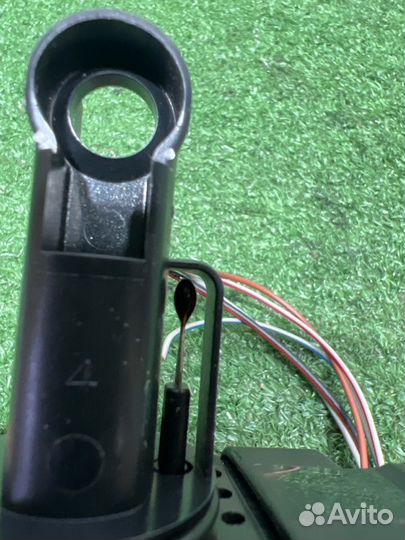 Датчик массового расхода воздуха Toyota Alphard