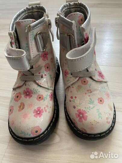 Ботинки демисезонные для девочки 23 размер