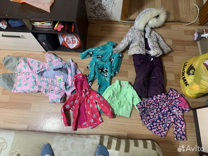 Детские вещи и обувь для девочки игрушки
